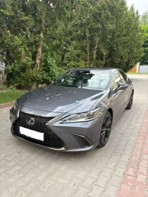 Lexus ES 300h F Sport Edition 2023