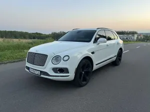 Bentley Bentayga W12 First Edition 2017