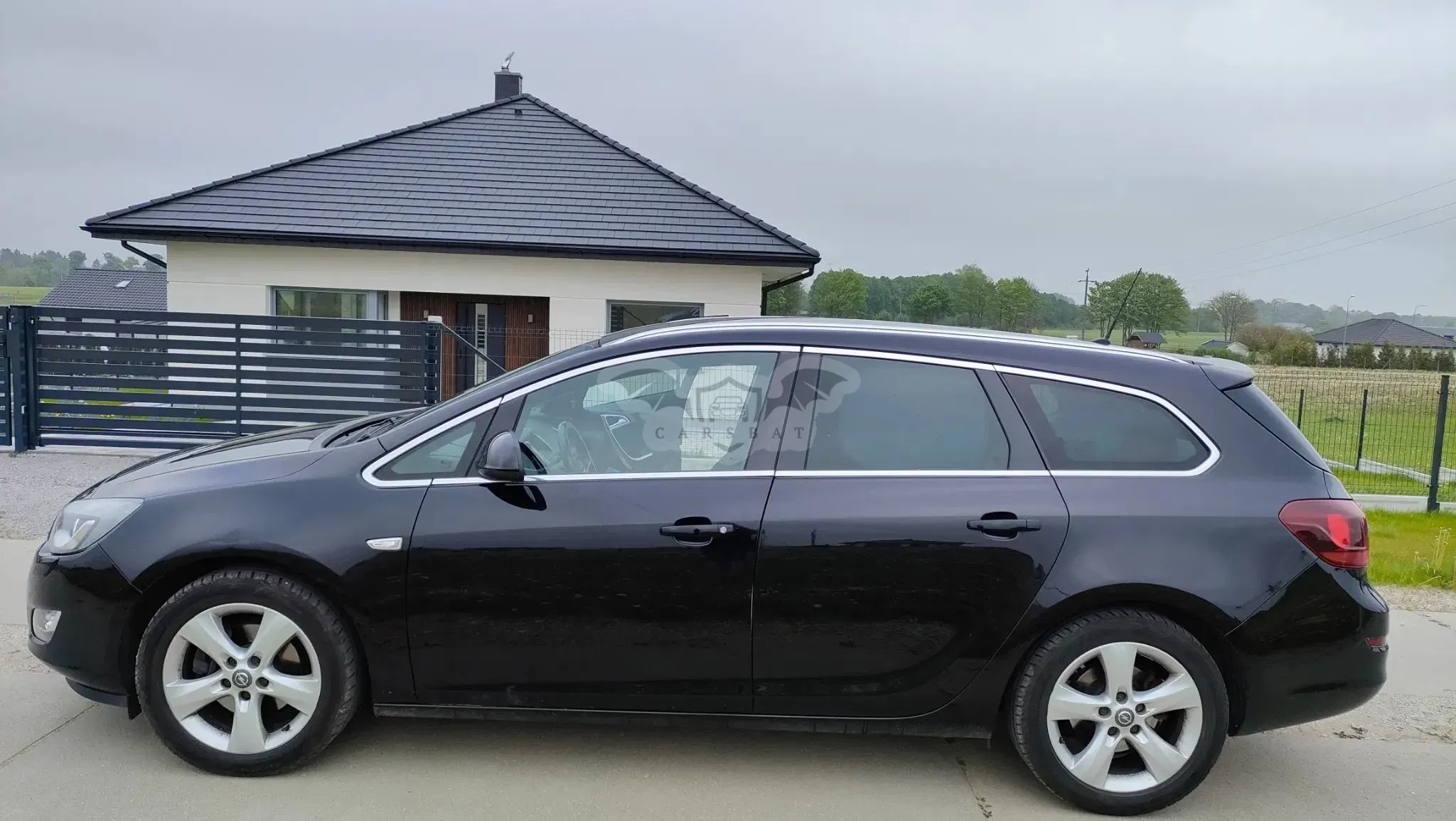 Opel Astra J 1.6 Turbo Edition Sport 2010