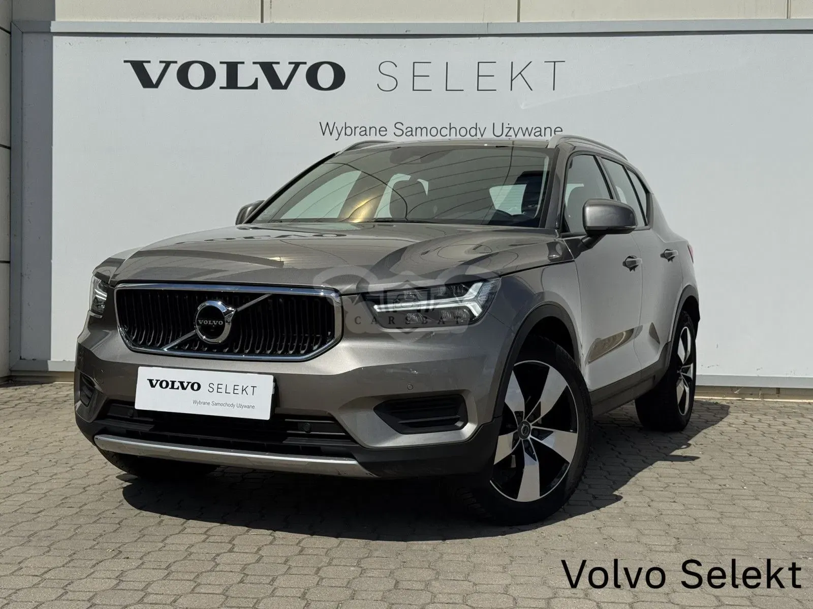 Volvo XC40 T3 Momentum Pro 2022