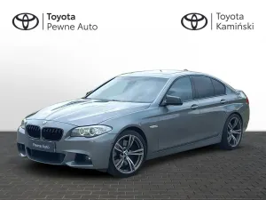 BMW 5 Series F10/F11 550i 2011