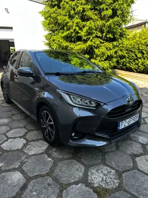 Toyota Yaris IV 2021