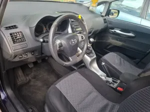 Toyota Auris I 1.6 Dynamic 2012