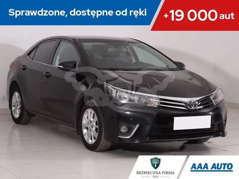 Toyota Corolla Seria E16 2014