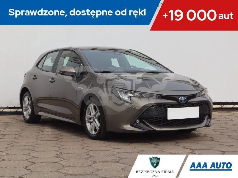 Toyota Corolla Seria E16 2019