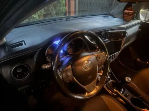 Toyota Auris II 1.6 Premium 2017