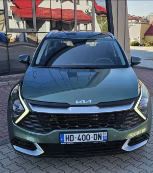 Kia Sportage V 1.6 T-GDI HEV Business Line 2WD 2025