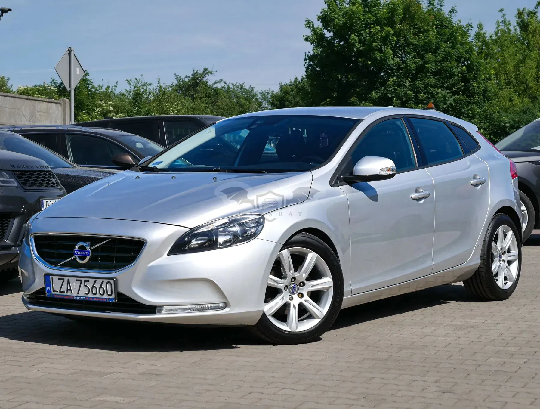 Volvo V40 II D2 Powershift Momentum 2014
