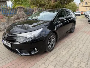 Toyota Avensis III 2.0 D-4D Prestige 2016