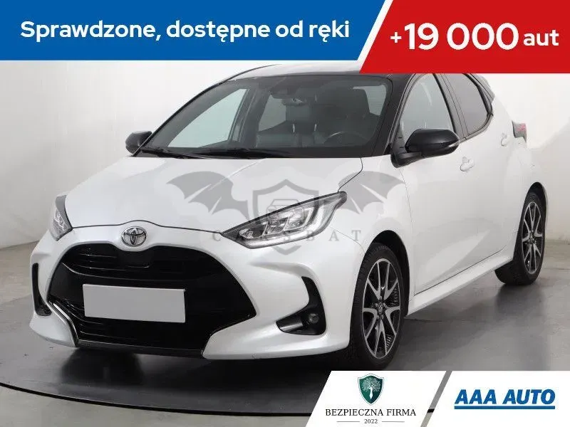 Toyota Yaris IV 2021