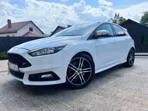 Ford Focus Mk3 2.0 EcoBoost ST 2015