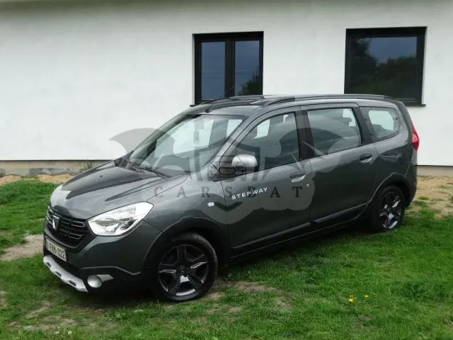 Dacia Lodgy TCe 115 Stepway 2017