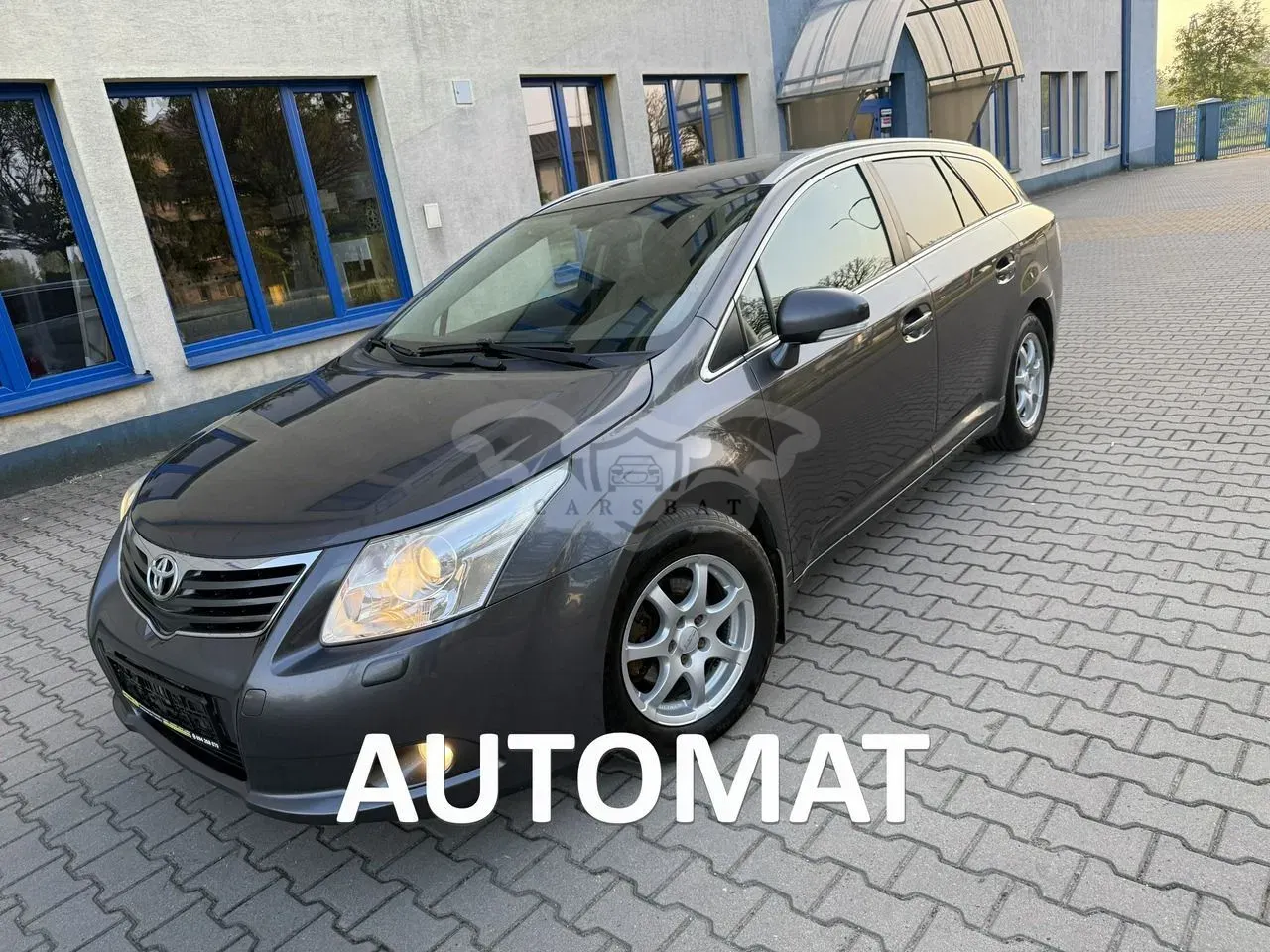 Toyota Avensis III 2011