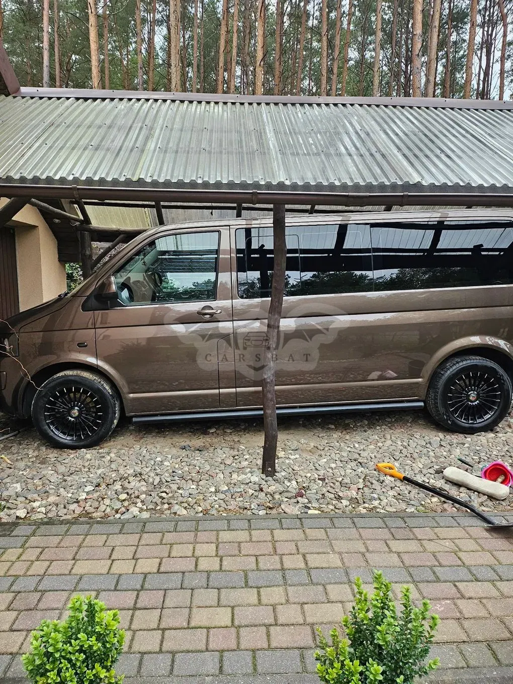 Volkswagen Caravelle 2012