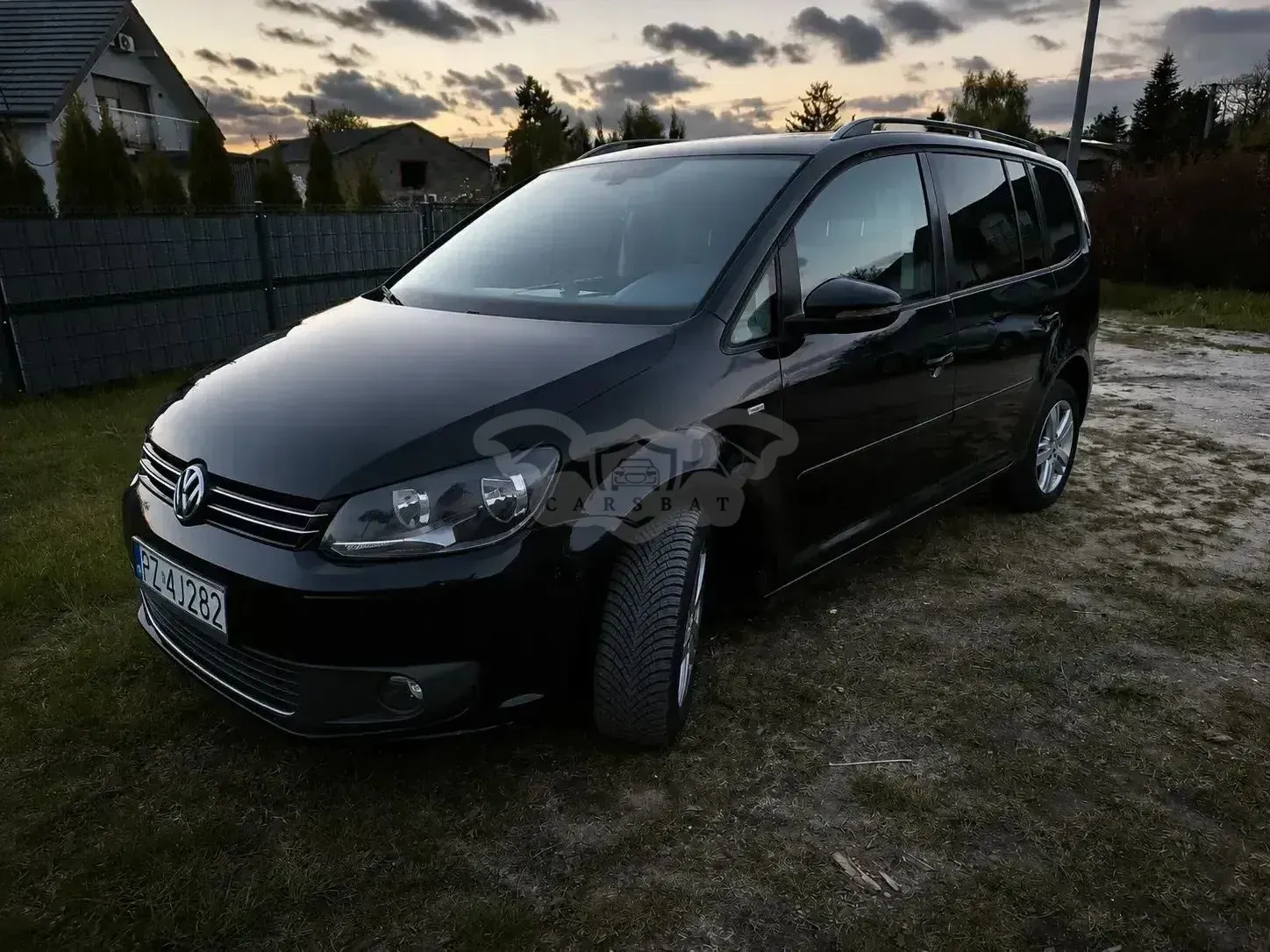 Volkswagen Touran II 2.0 TDI DPF Highline 2012