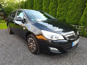 Opel Astra J 1.4 Turbo 150 Jahre 2012
