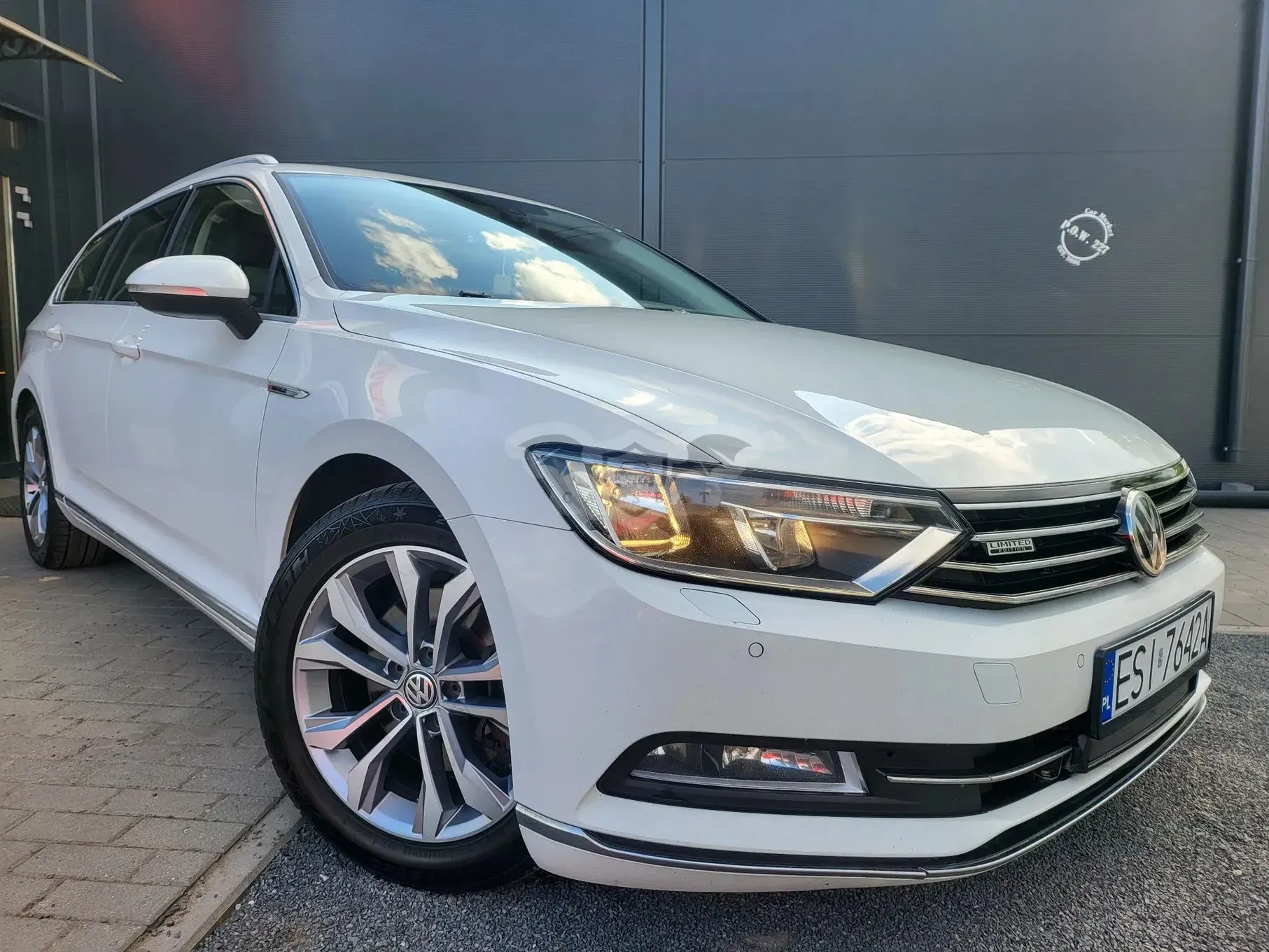 Volkswagen Passat B8 2.0 TDI SCR 4Motion DSG Highline 2016