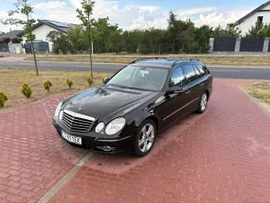 Mercedes-Benz E W211 220 CDI Avantgarde DPF 2006