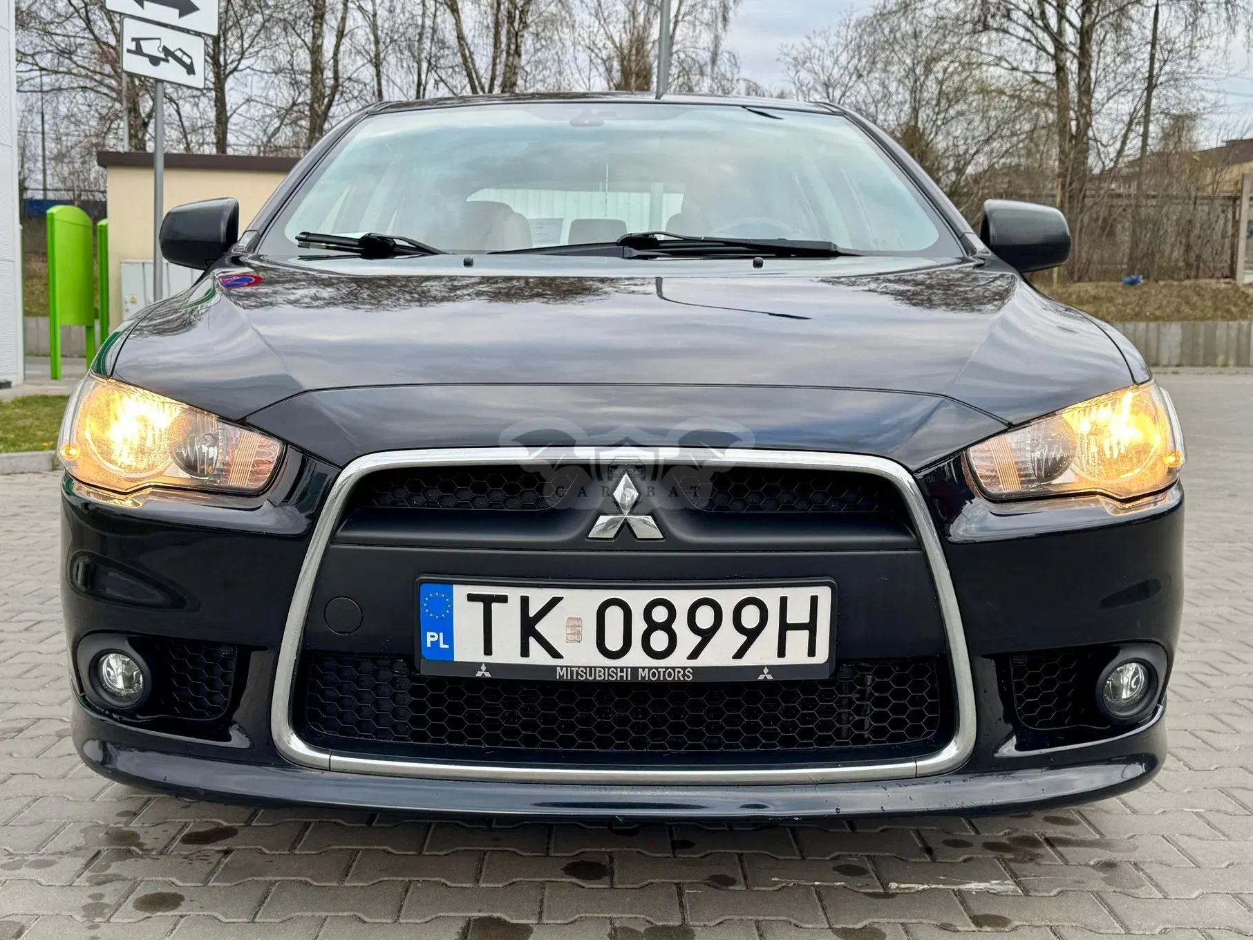 Mitsubishi Lancer IX 1.8 Invite CVT 2010