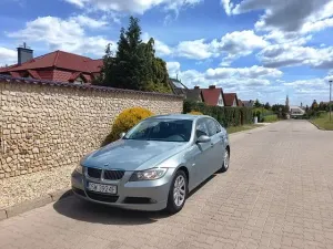 BMW 3 Series E90/E91/E92/E93 325xi 2005