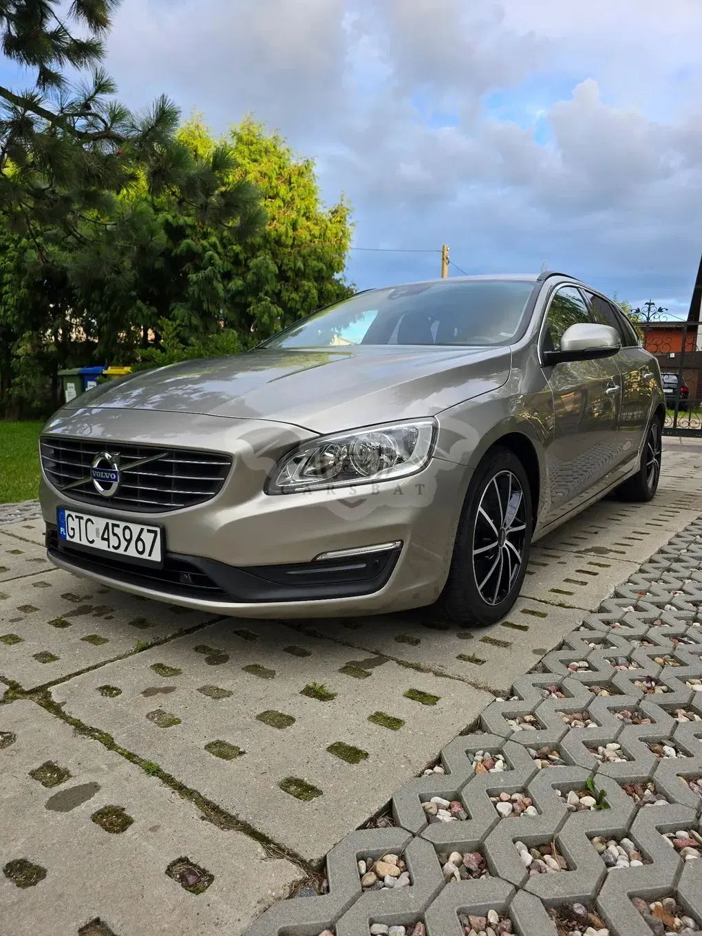 Volvo V60 I D3 2015