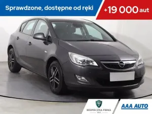 Opel Astra J 2012