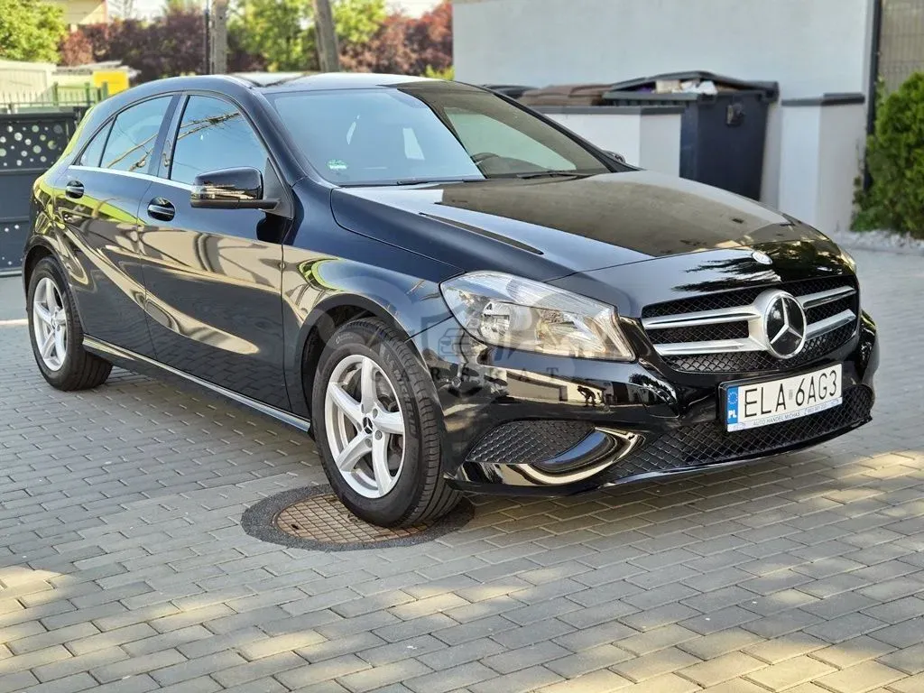Mercedes-Benz A W176 180 7G-DCT Activity Edition 2013