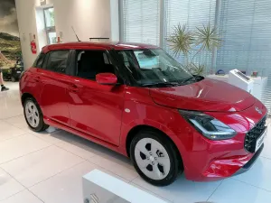 Suzuki Swift VII 1.2 Dualjet SHVS Premium Plus CVT 2025