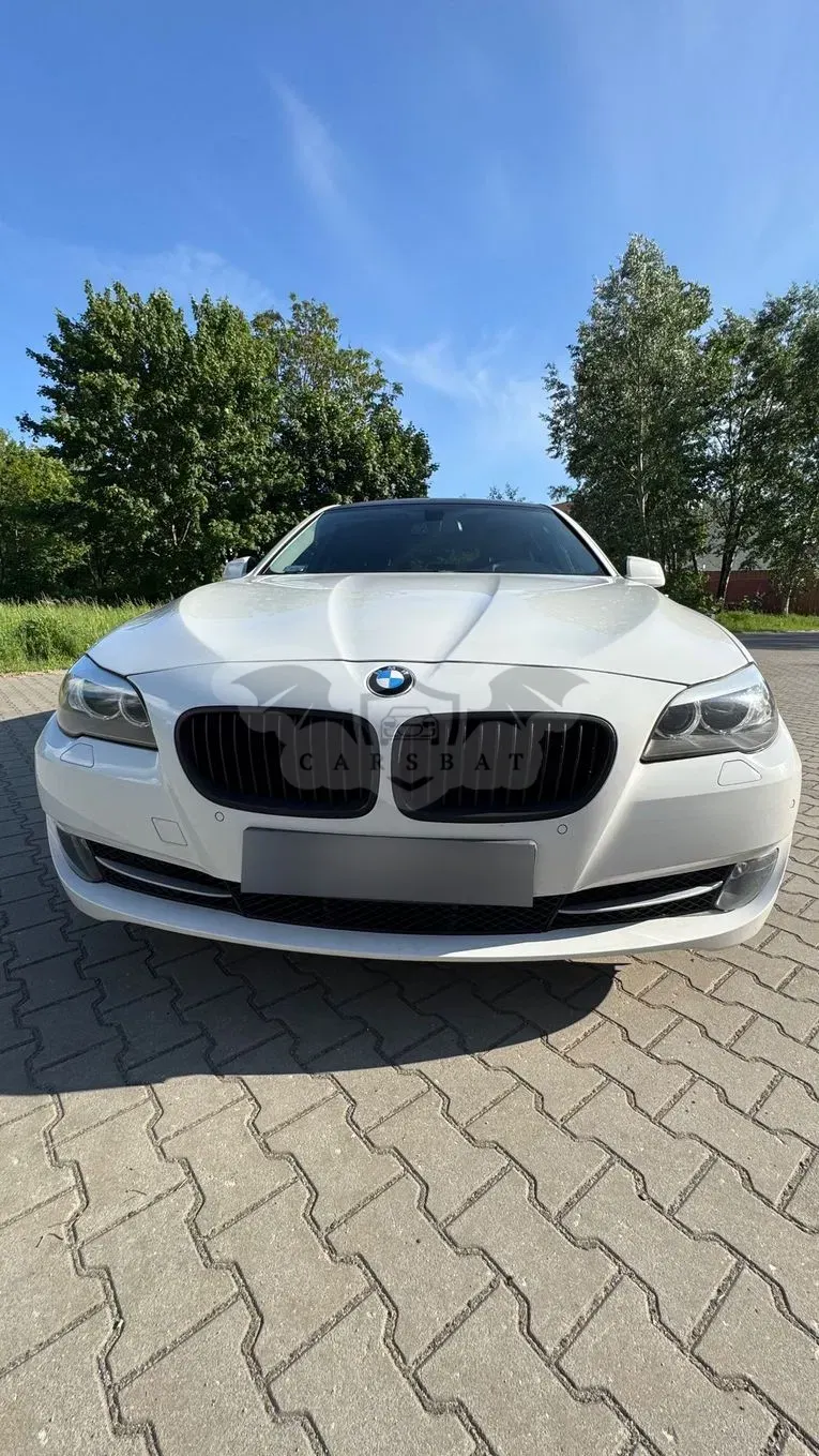 BMW 5 Series F10/F11 520d xDrive 2013