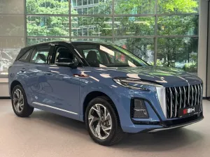 Hongqi HS3 1.5T FWD 2025