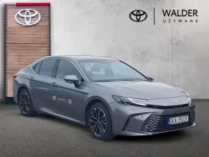 Toyota Camry 2.5 Hybrid Executive CVT 2025