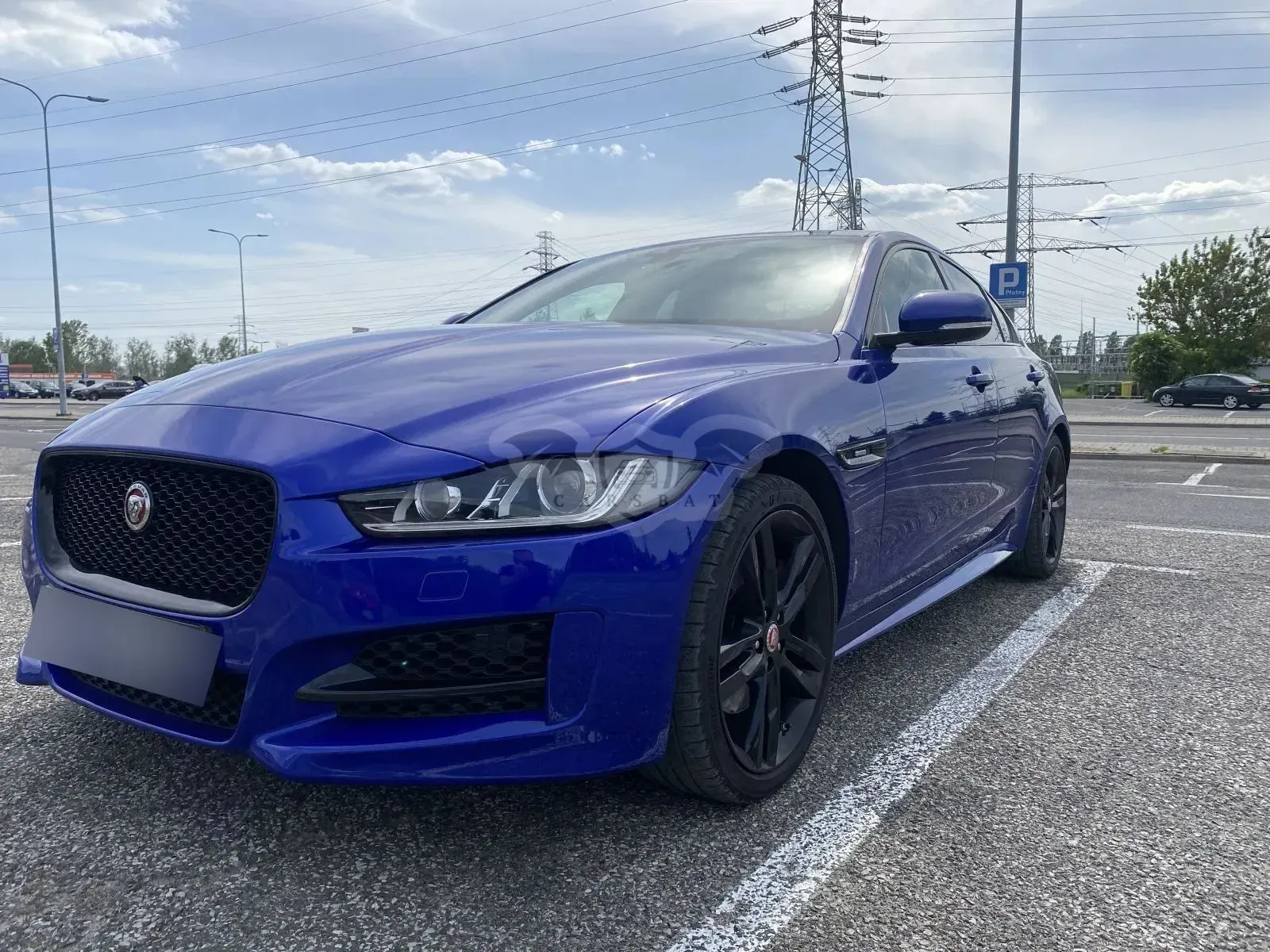 Jaguar XE 2.0 D AWD R-Sport 2016