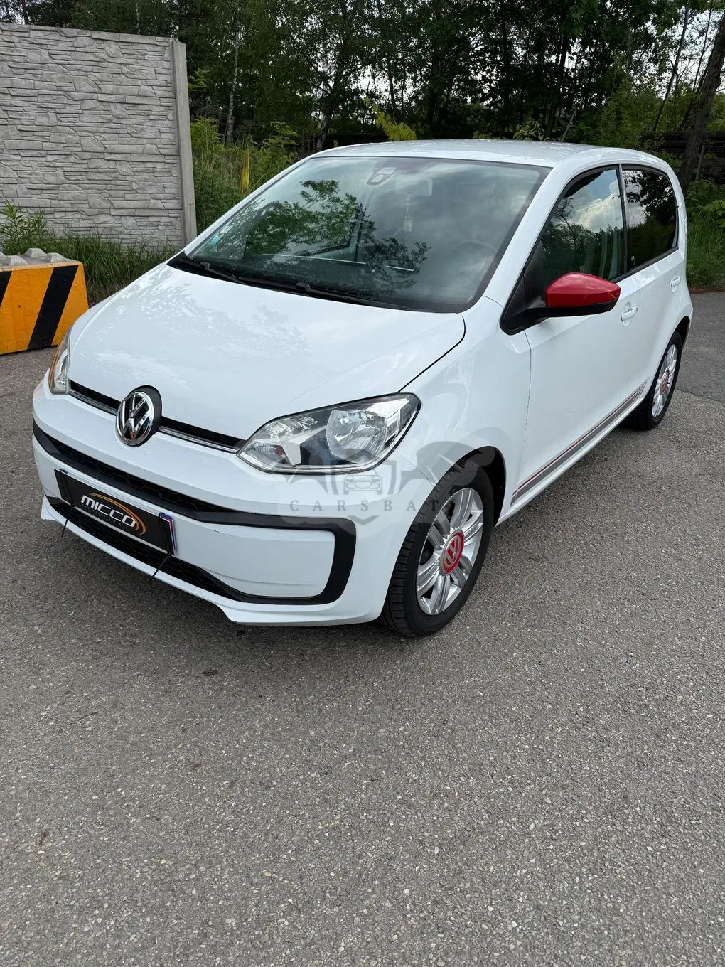 Volkswagen Up! (BlueMotion Technology) beats 2018