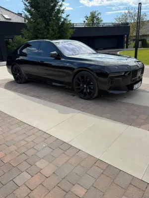 BMW 7 Series G70 740d xDrive mHEV Individual Edition sport 2023