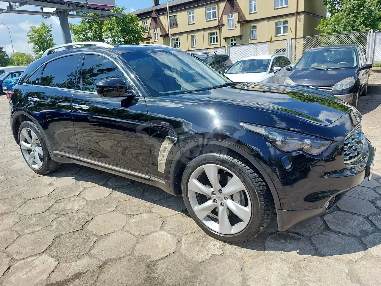 Infiniti FX II 2010
