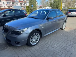 BMW 5 Series E60/E61 530xi 2005