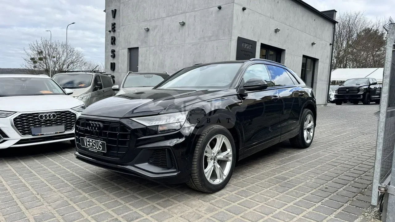 Audi Q8 2023