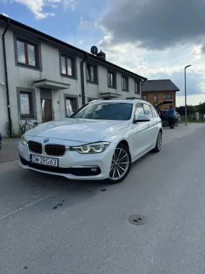 BMW 3 Series F30/F31 318d Luxury Line 2015