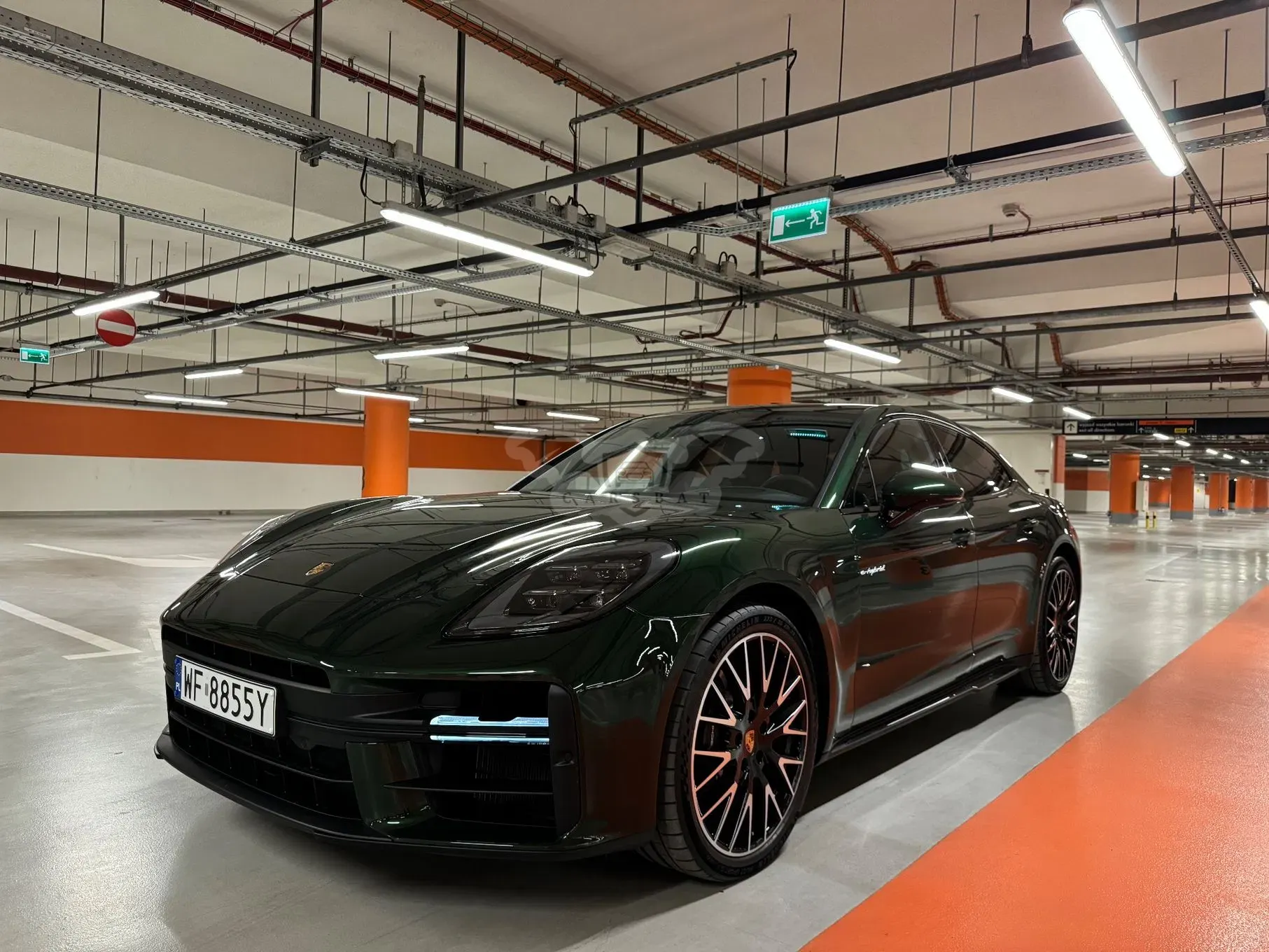 Porsche Panamera 4 E-Hybrid 2024