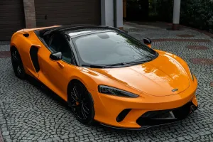 McLaren GT 2023