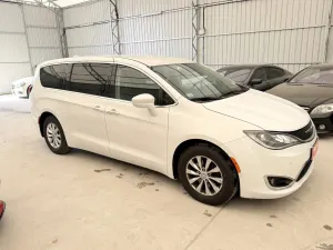 Chrysler Pacifica 2019