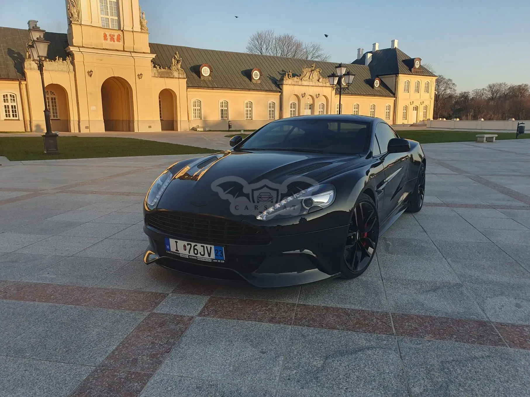 Aston Martin Vanquish 2016