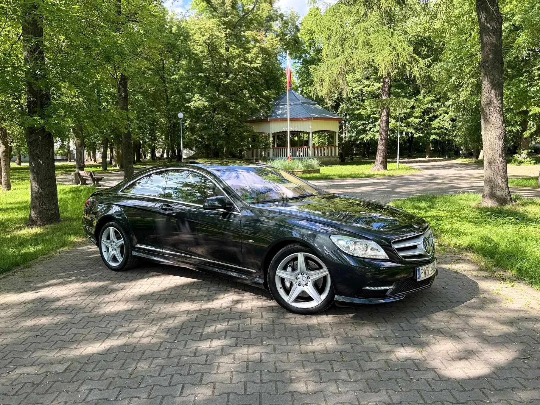 Mercedes-Benz CL C216 500 4-Matic BlueEff 2011
