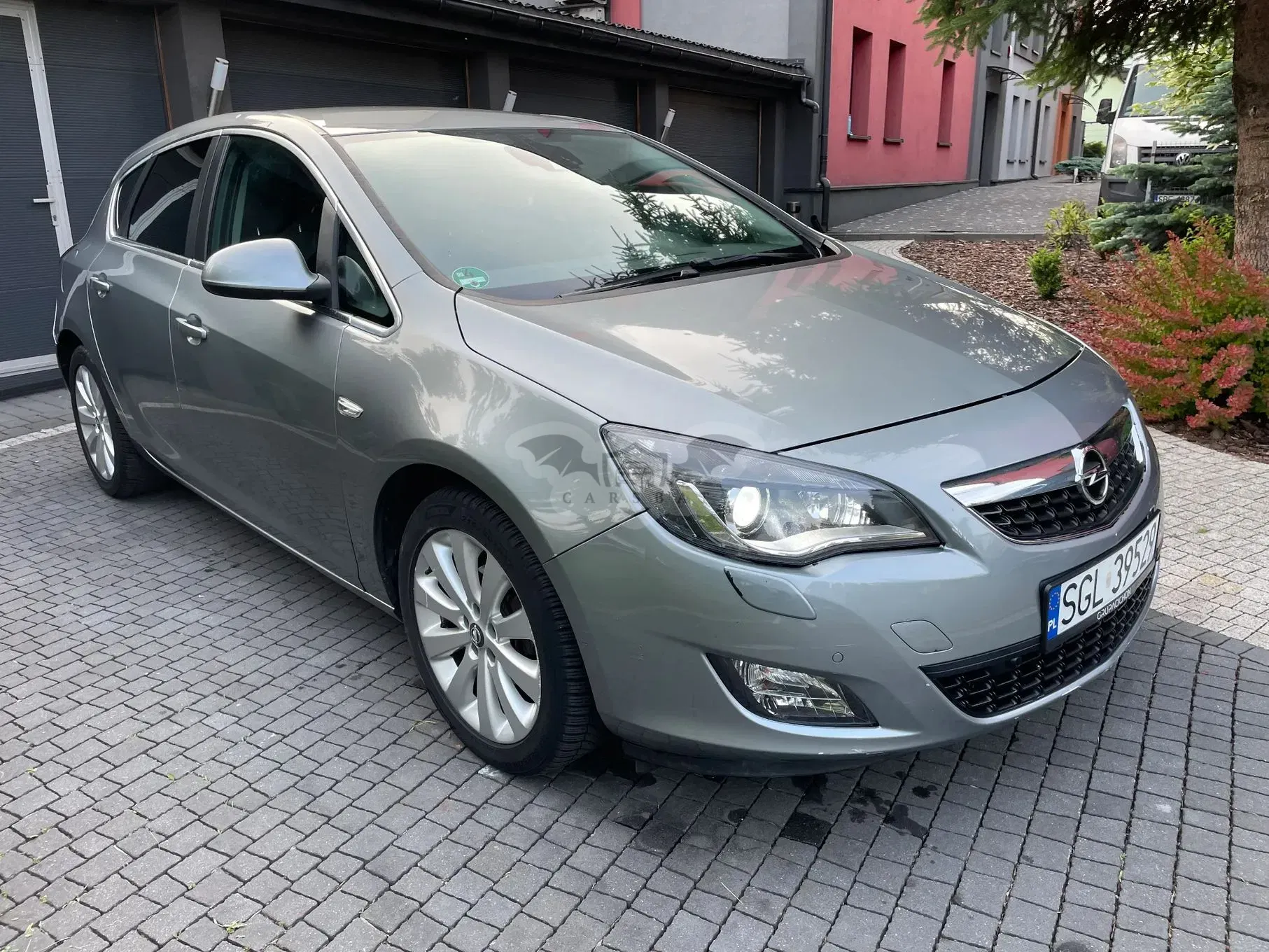 Opel Astra J 1.6 Cosmo EasyTronic 2010