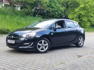 Opel Astra J 1.4 Turbo Active 2013