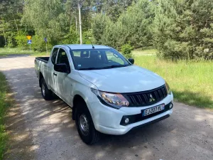 Mitsubishi L200 2.4 d CC Invite EU6 2016