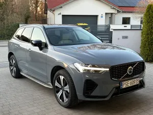 Volvo XC60 II T6 Plug-In Hybrid AWD Plus Dark 2023