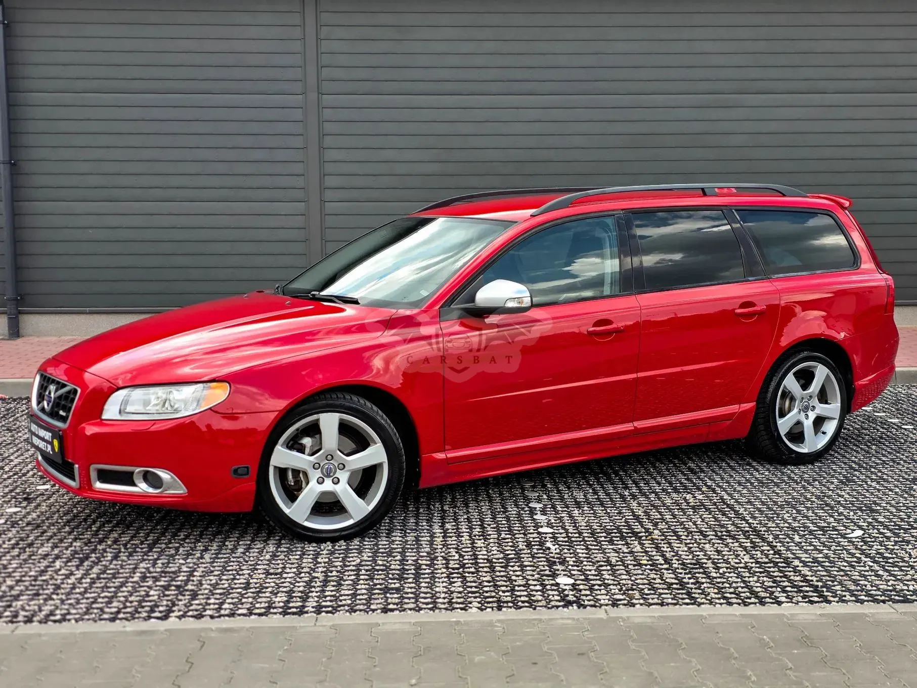 Volvo V70 III 2.5T RDesign 2010