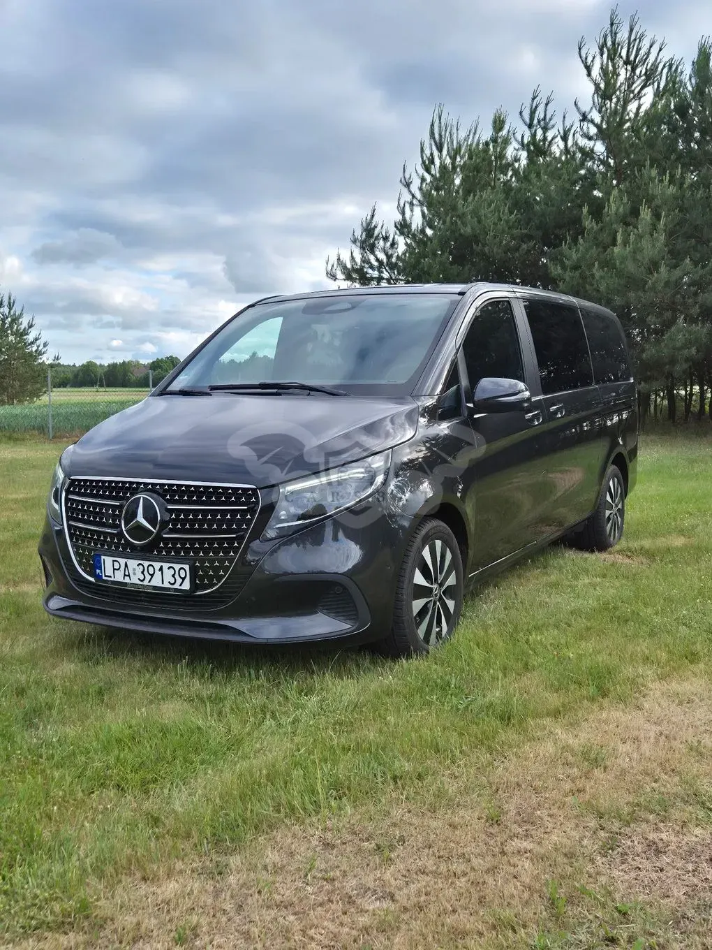 Mercedes-Benz V II 300 d lang 4Matic 9G-TRONIC Exclusive 2025