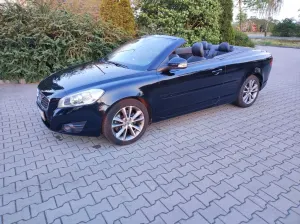 Volvo C70 D3 Momentum 2010